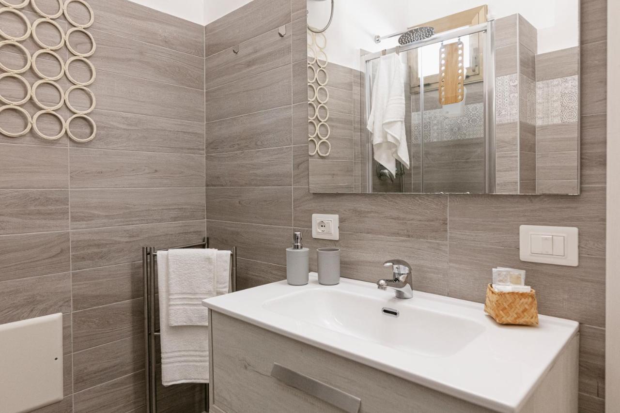 Zefiro21 Tiny House Apartment Termoli Exterior photo